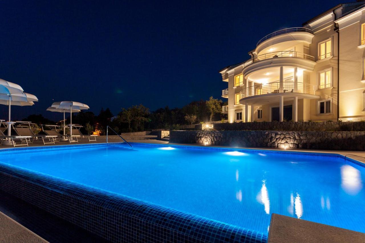 Luxury Apartments Villa Tunera Porat  Dış mekan fotoğraf